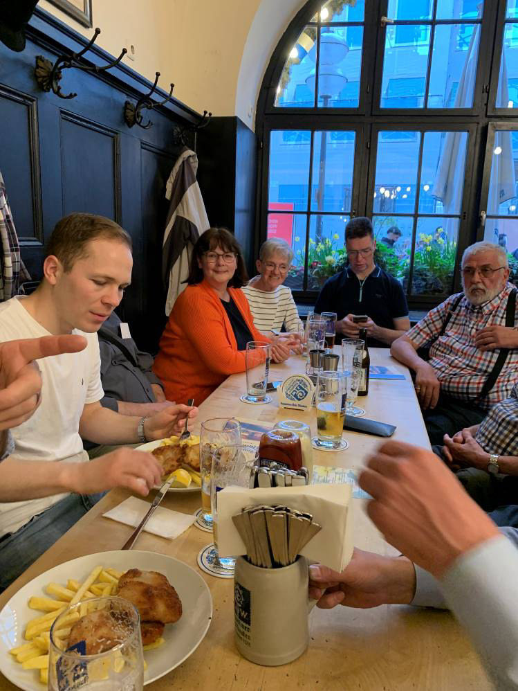 Gemeinsamer Ausklang in München.