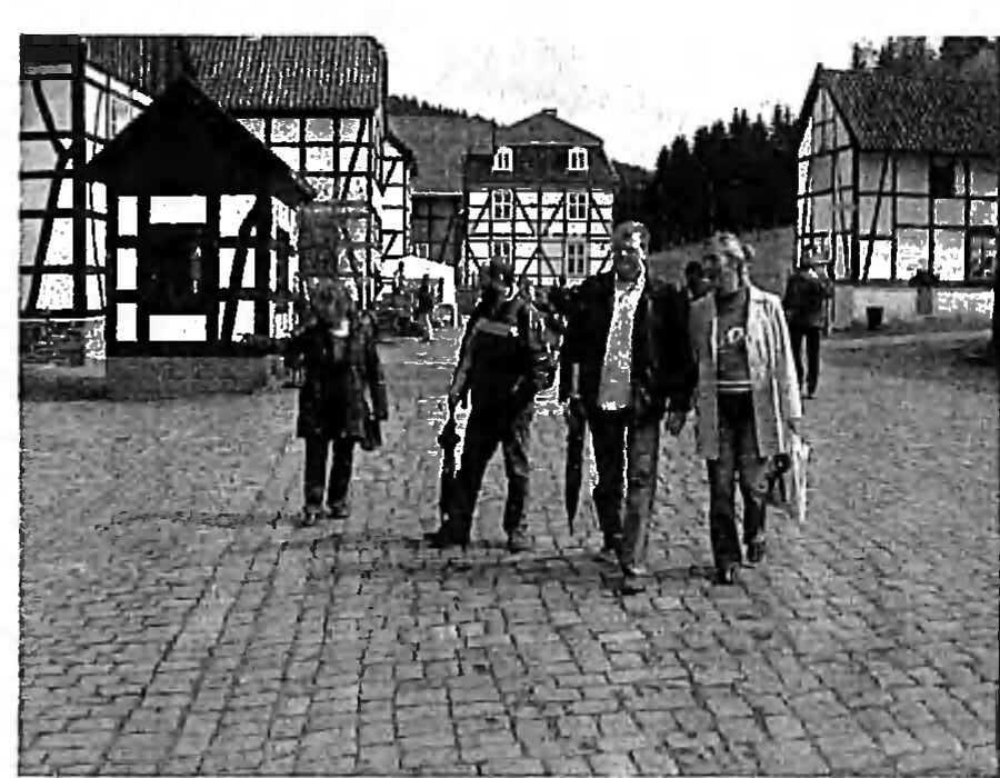 Mitglieder im Westfälischen Freilichtmuseum.